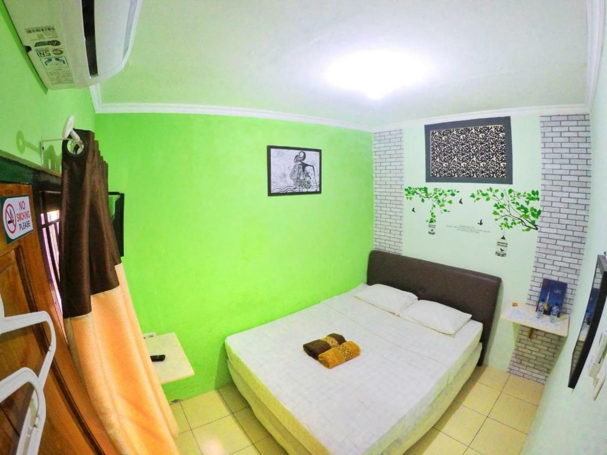 Ndalem Eyang Dwijo Hotel Yogyakarta Kültér fotó